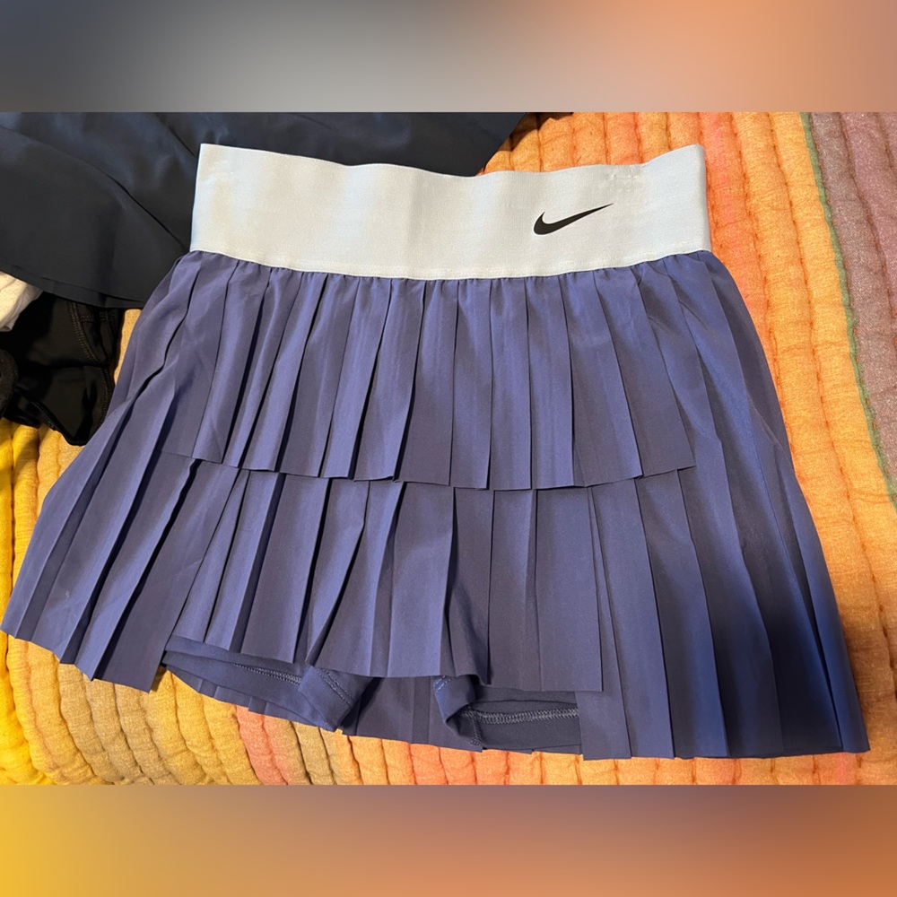 Nike NikeCourt Dri-FIT Advantage Women's Pleated Tennis Skirt- Small